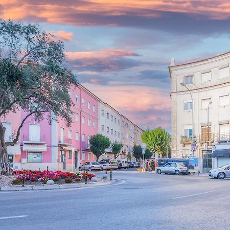 Hotel April Square By Lisbon With Sintra Amadora Esterno foto